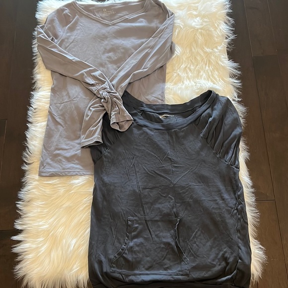GapBody bundle grey tones. Long sleeved and short sleeved tops size XS - Picture 1 of 6